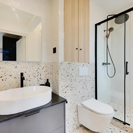 A Delightful Studio With Terrace Апартаменты Париж